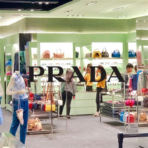 hong kong Prada outlet